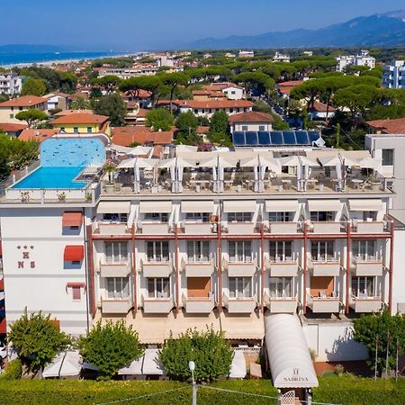 Hotel Nuova Sabrina Marina di Pietrasanta Bagian luar foto