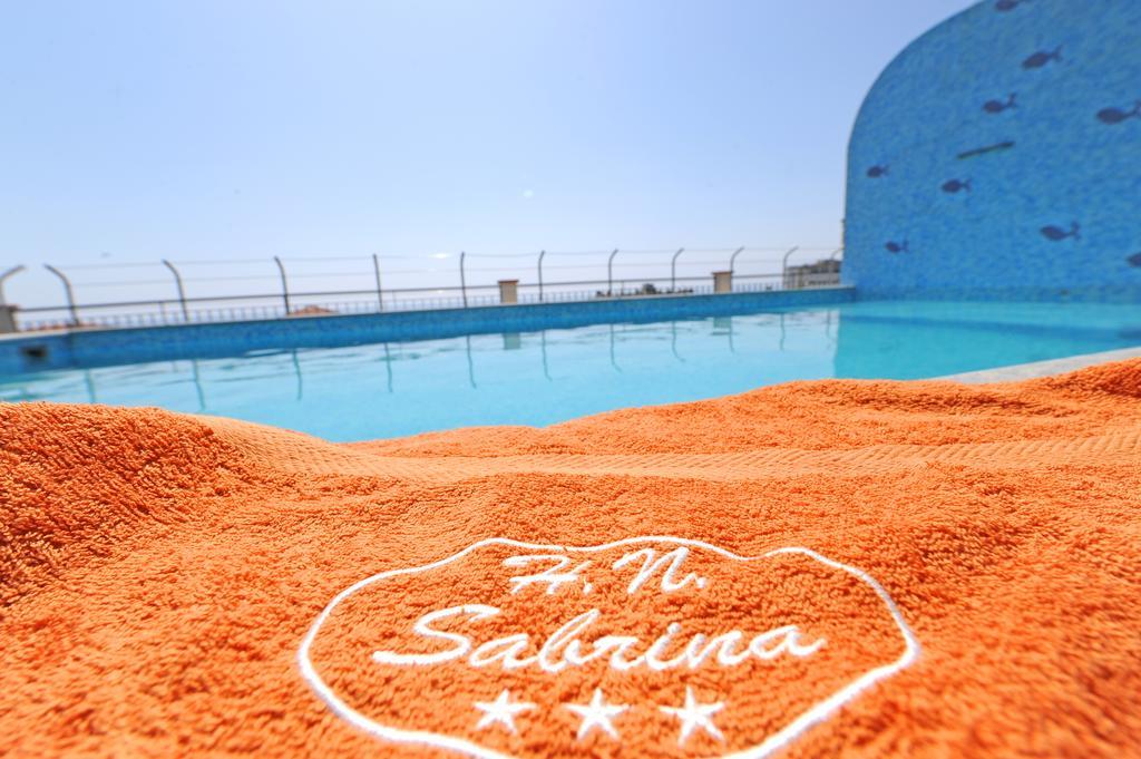 Hotel Nuova Sabrina Marina di Pietrasanta Bagian luar foto